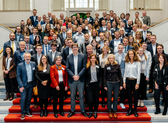 Gruppenfoto auf der Preisverleihung vom Schulewirtschaftspreis 2022
